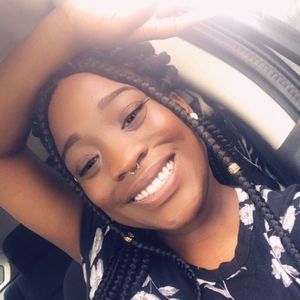 Meet your Posher, Lynnay